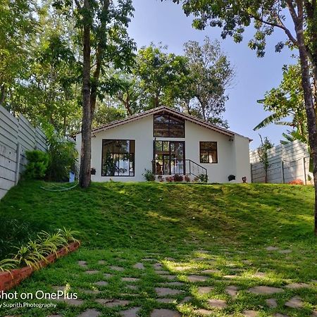 Aakriti Homestay Chikmagalūr 外观 照片