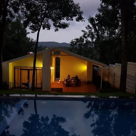 Aakriti Homestay Chikmagalūr 外观 照片